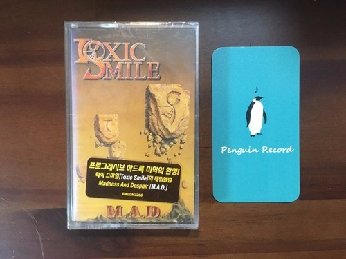 Toxic smile d cassette - -,
