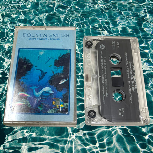 Vtg dolphin smiles - smiles, steve
